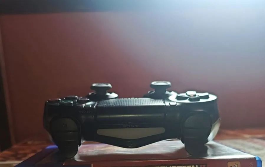 vendo controle de ps4 original sem defeitos - Foto 2