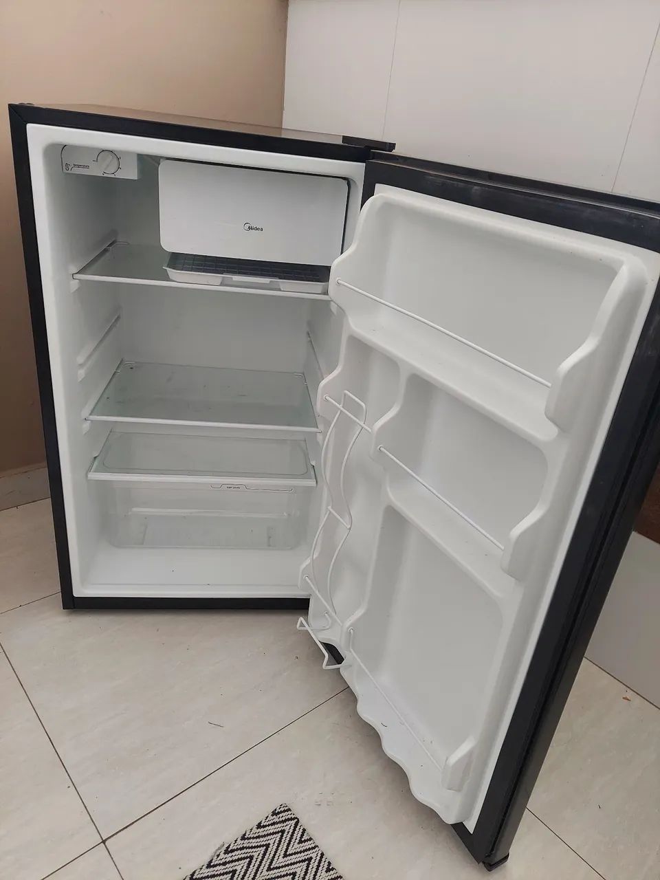 Frigobar midea 120 litros  - Foto 2