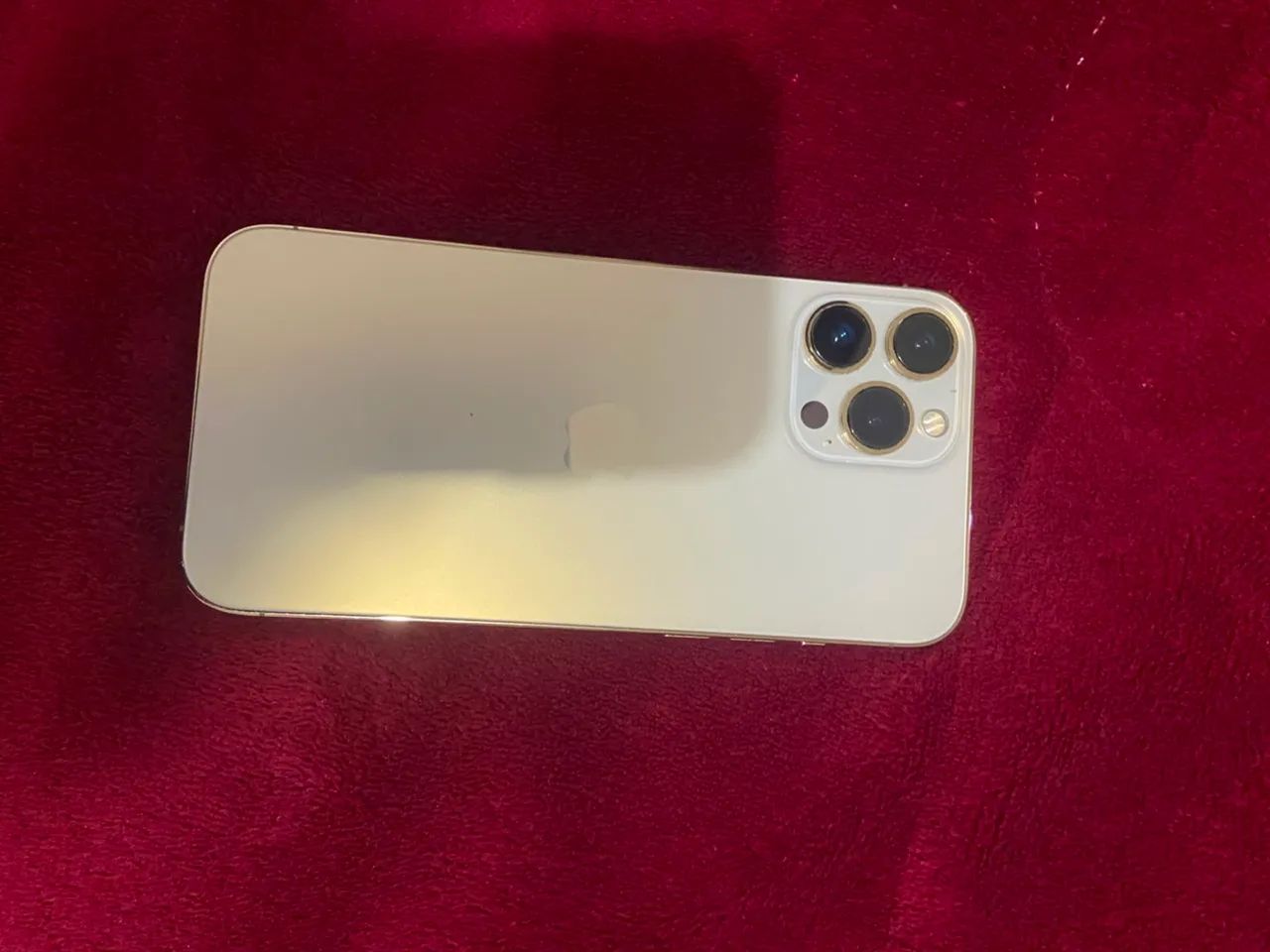 ? iPhone 13 Pro Max 1TB - Dourado 