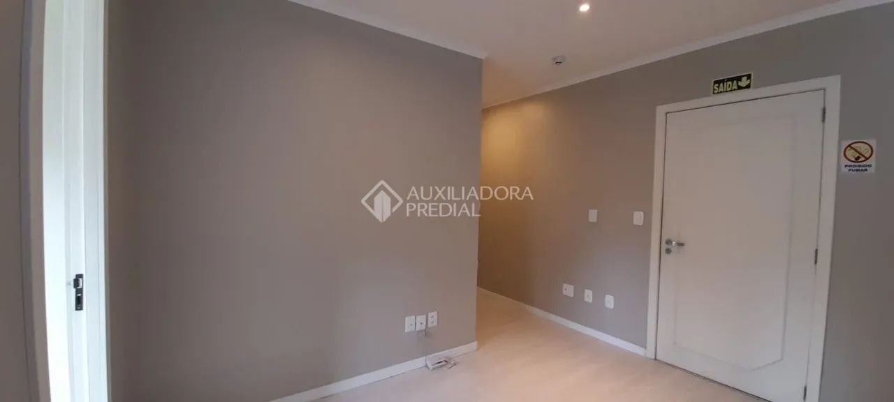 Excelente sala comercial no centro de Gramado - Foto 5