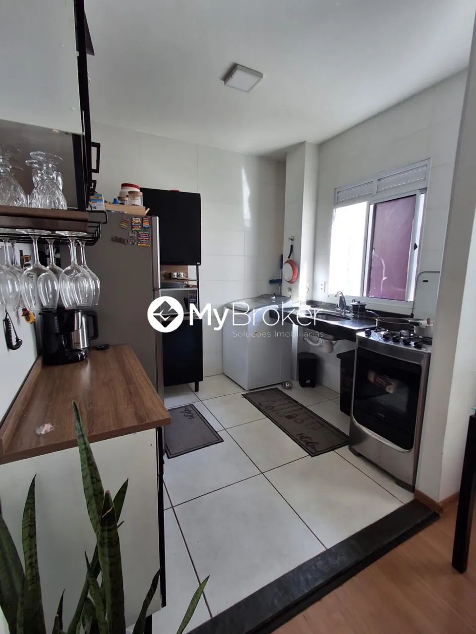 Apartamento 2/4, elevador, Nascente na 806 Sul Próximo da Palmas Brasil 