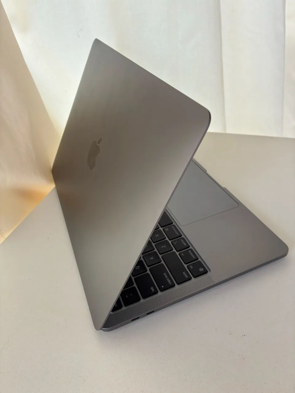 MacBook Pro M1 2020 13