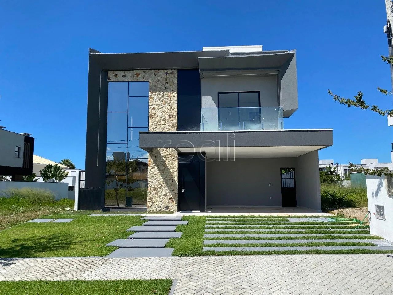 Casa Dúplex | Terras Alphaville Ceará 3 | Eusébio | 270m² | 04 Suítes | 04 vagas