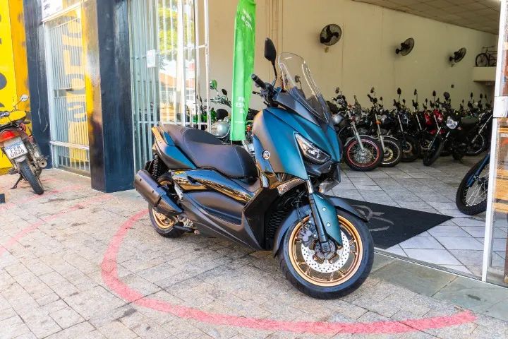 YAMAHA XMAX 2024 REF:F29