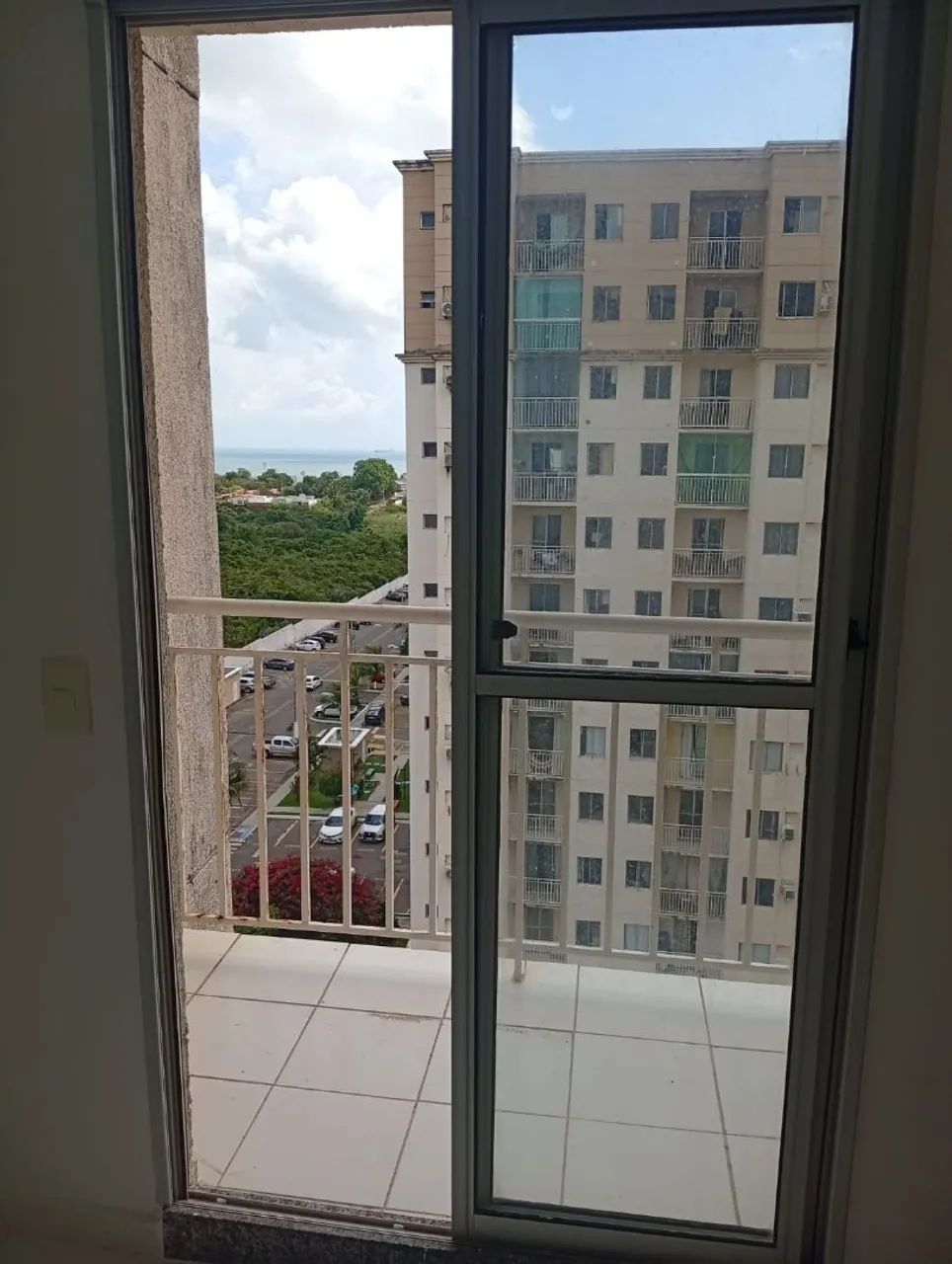Alugo apartamento no Costa Araçagy 