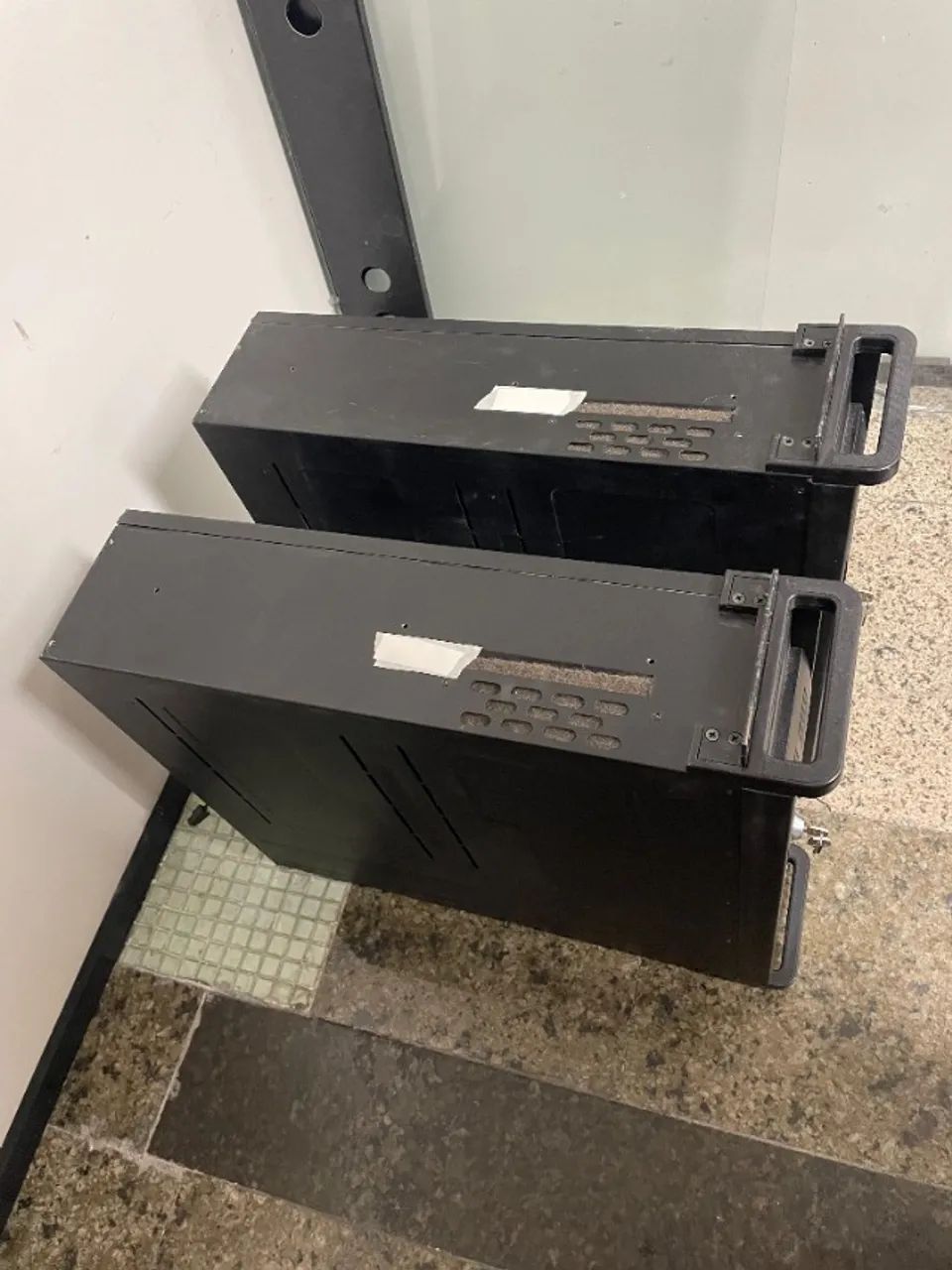 Gabinete slim rack para servidor - Foto 4