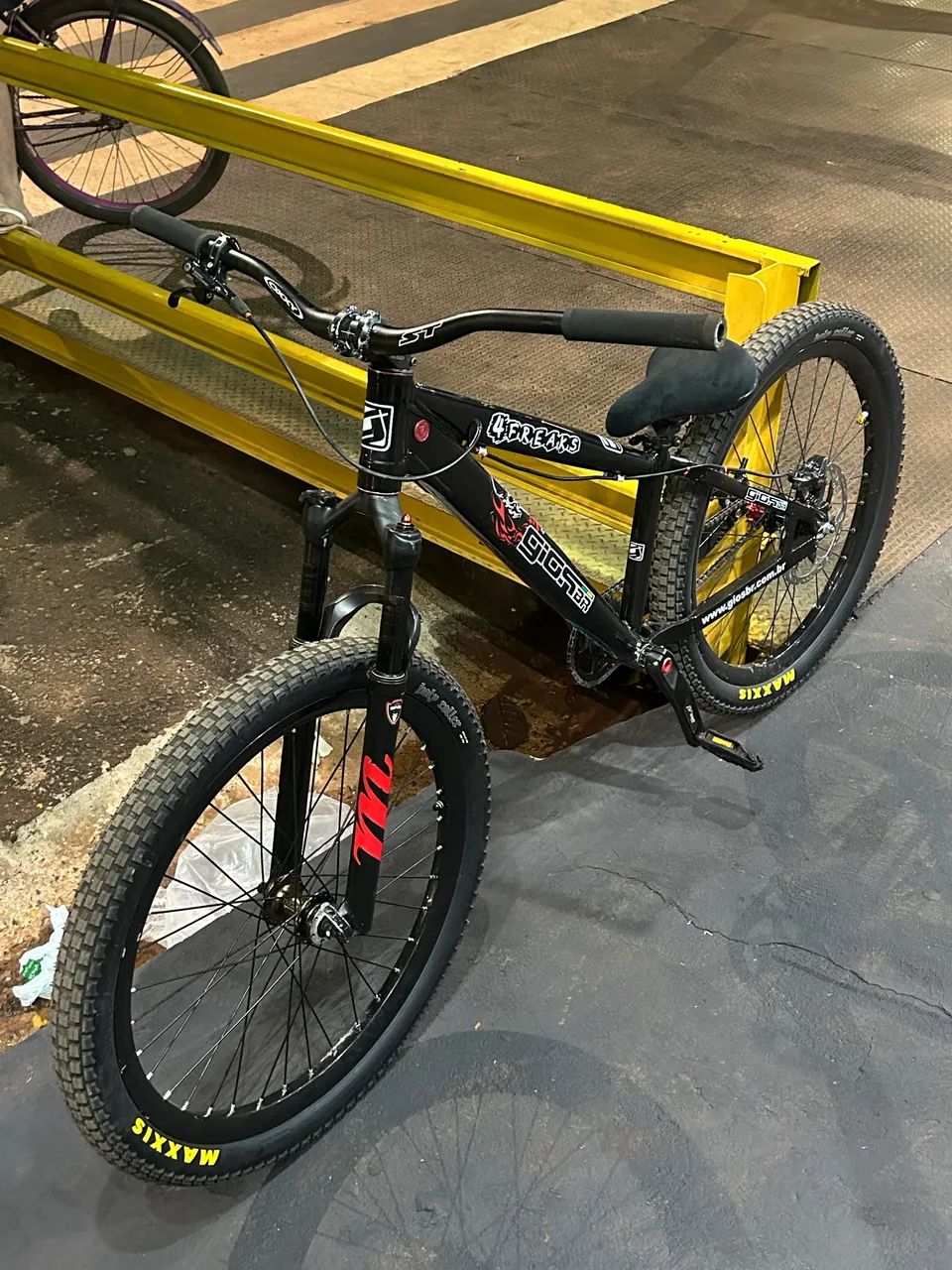 GIOS 4F 2013 REPINTADA PRA/2015