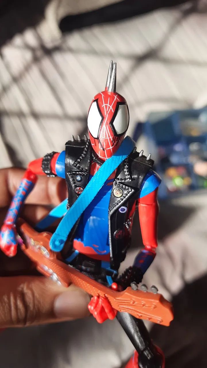 Marvel Legends  - Spider-Punk  - Foto 5