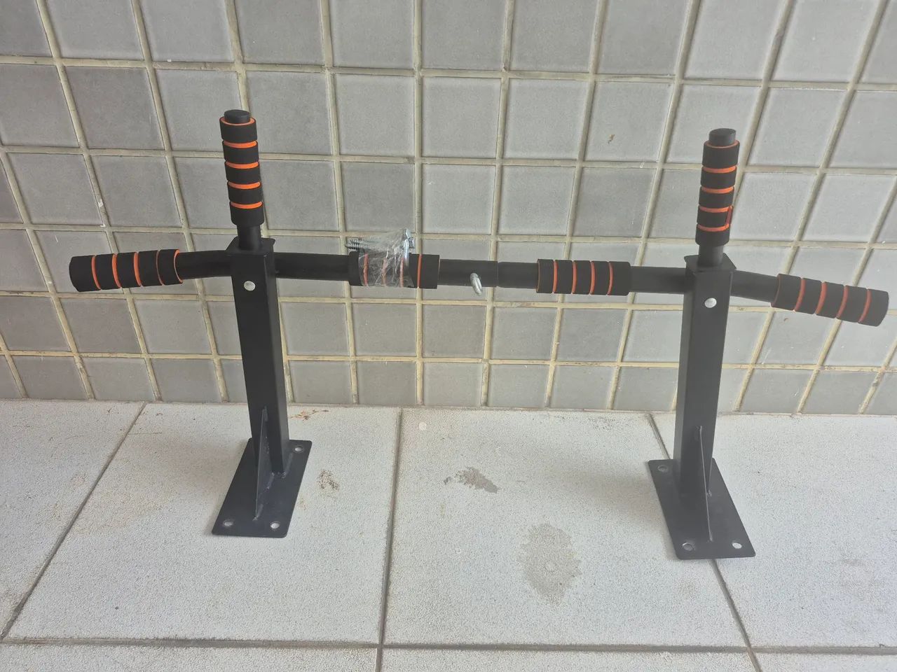 Suporte para barra fixa