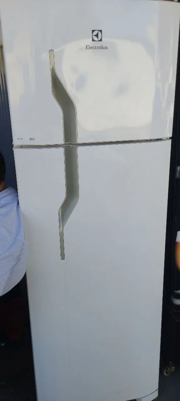 Geladeira dc35 Electrolux 