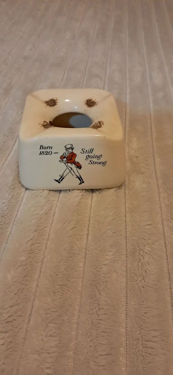 Vintage Johnnie Walker English Ashtray from the 1970s – Collector’s Item