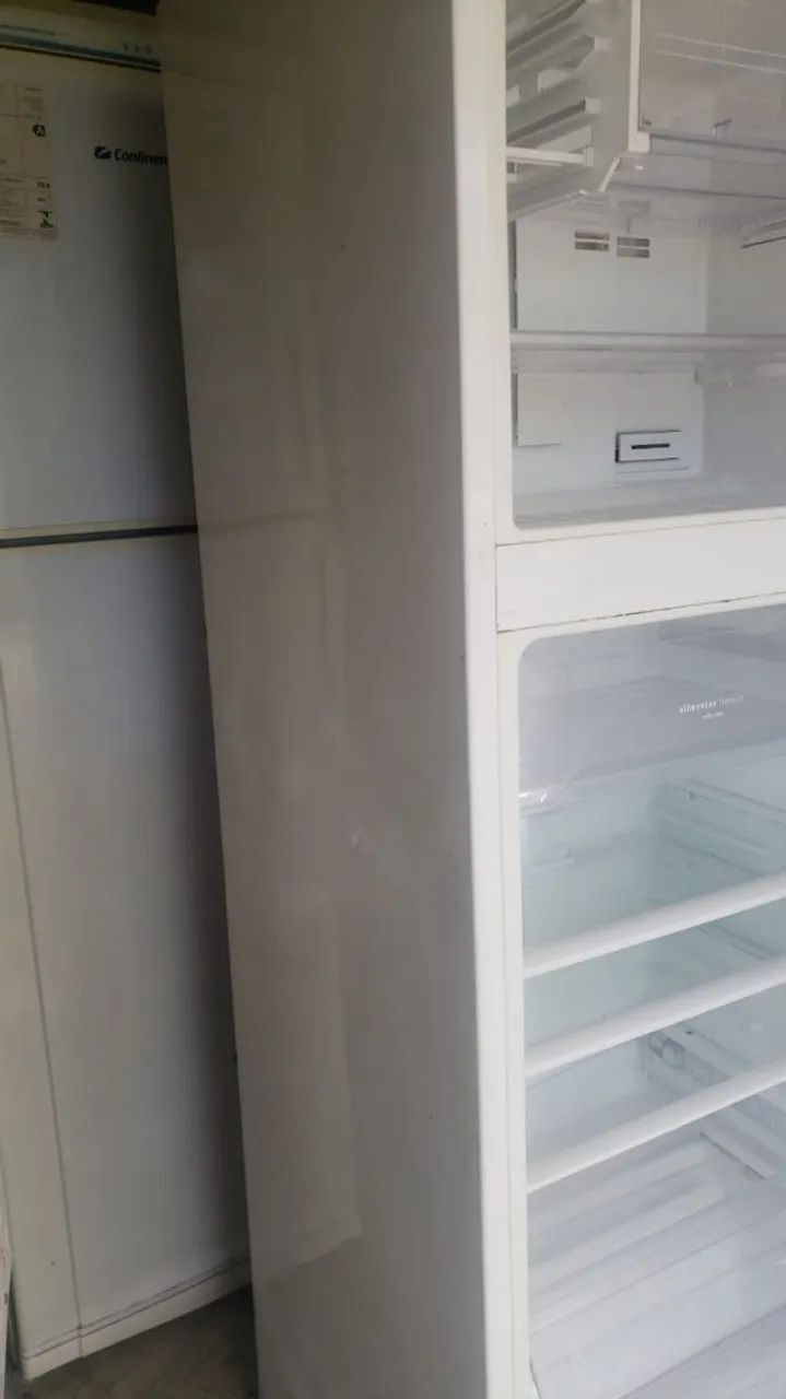 Geladeira semi nova  - Foto 3