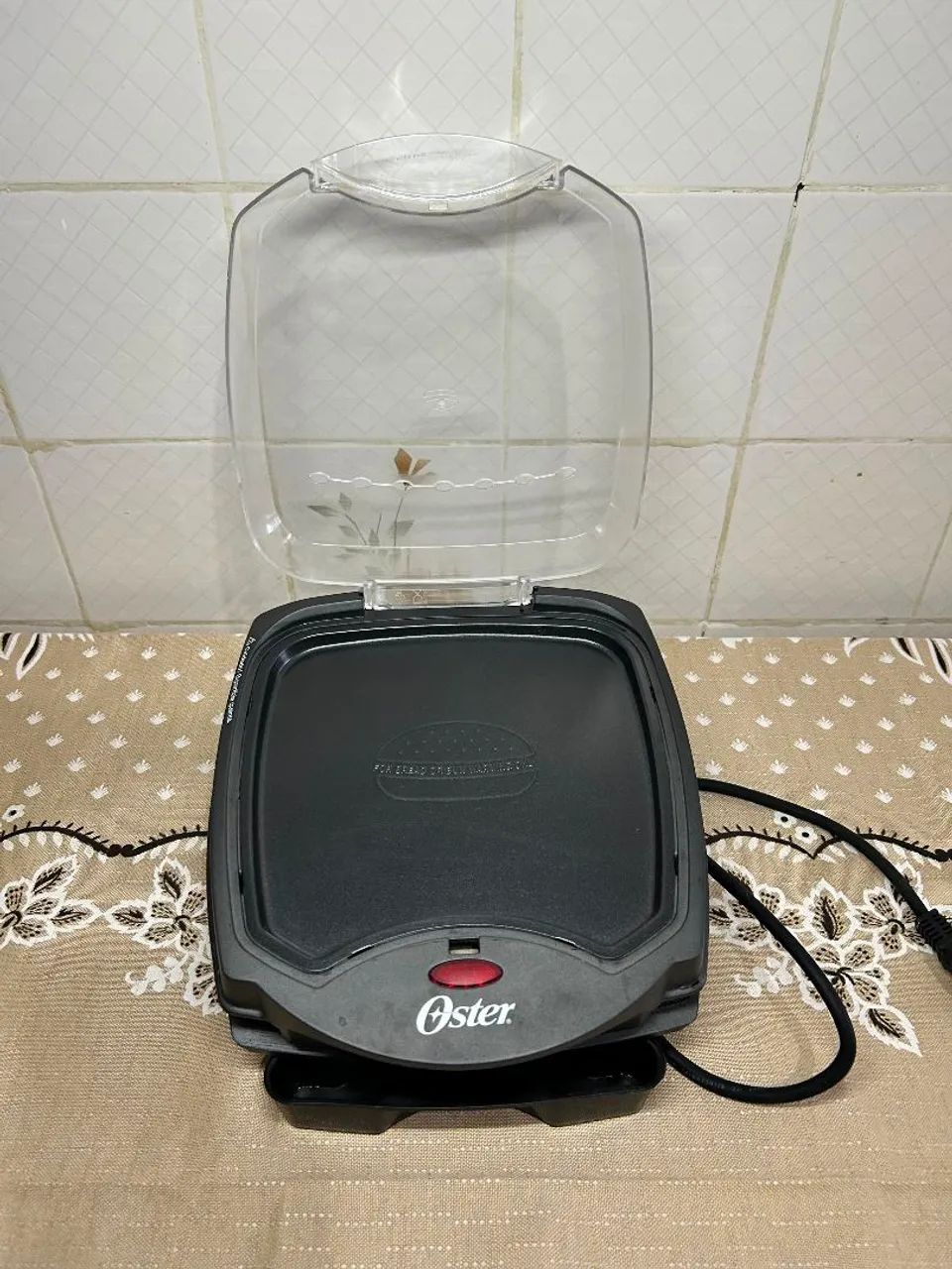 Sanduicheira Oster