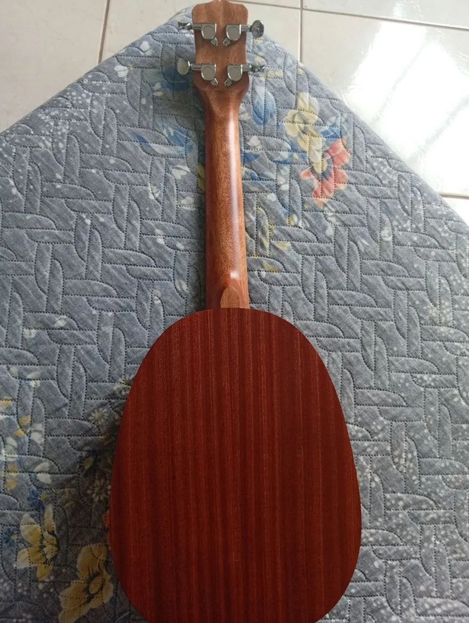 Ukulele Concert Com bag Marca malibu - Foto 2