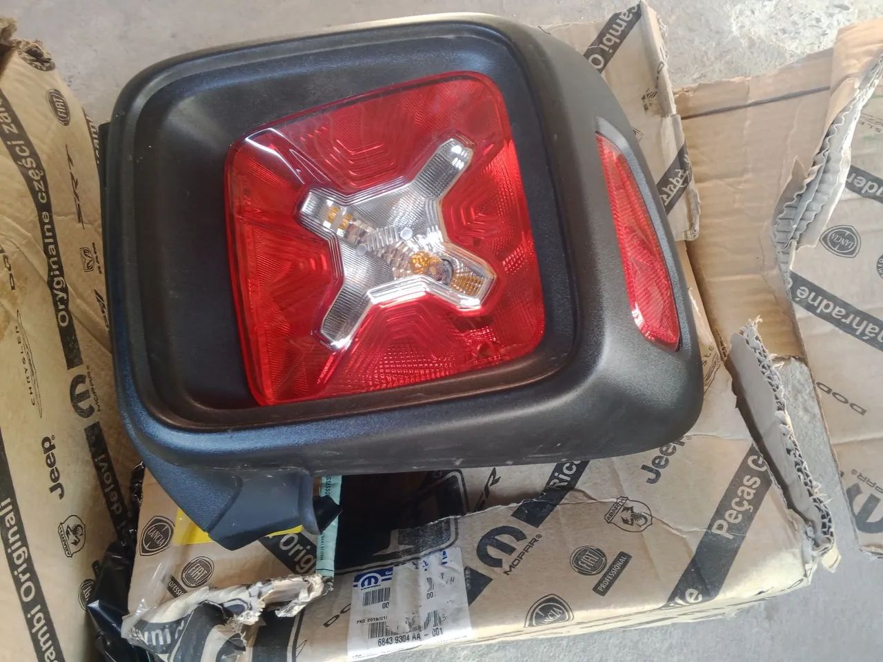 Lanterna traseira do jeep renegade  - Foto 2