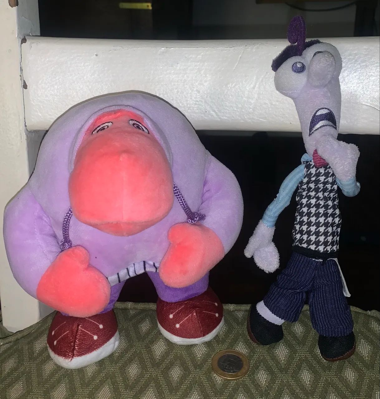 2 Bonecos Plush Divertida Mente Vergonha e Medo originais - Foto 4