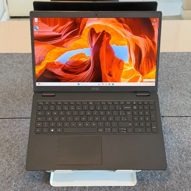 Notebook Dell Latitude 3520, i5, 11ªth, SSD 256GB e 8GB de RAM - Foto 2