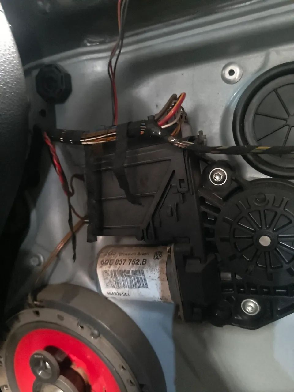 Motor vidro elétrico com módulo esquerdo polo 2003 a 2006 - Foto 2
