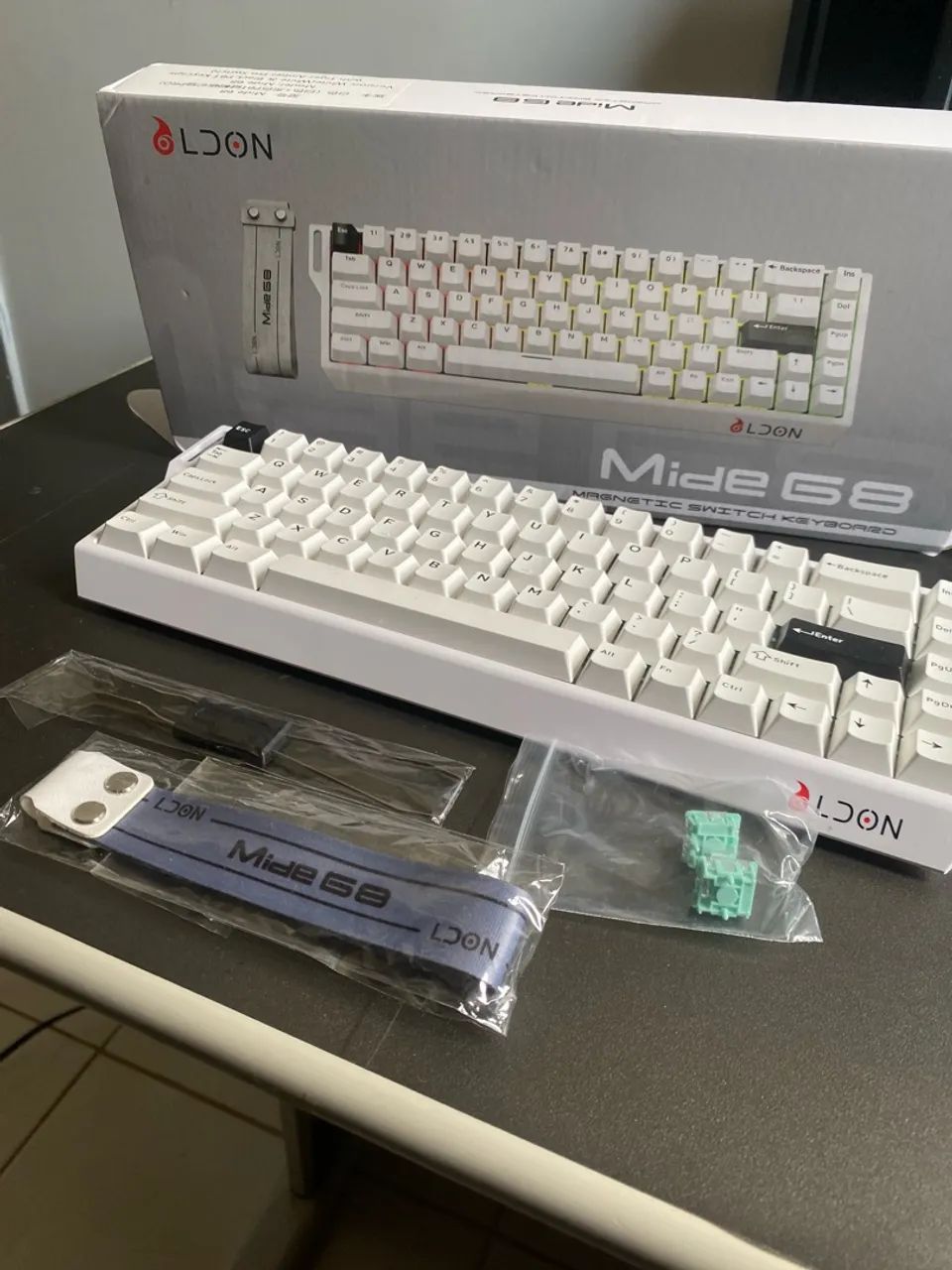Teclado magnético mide68