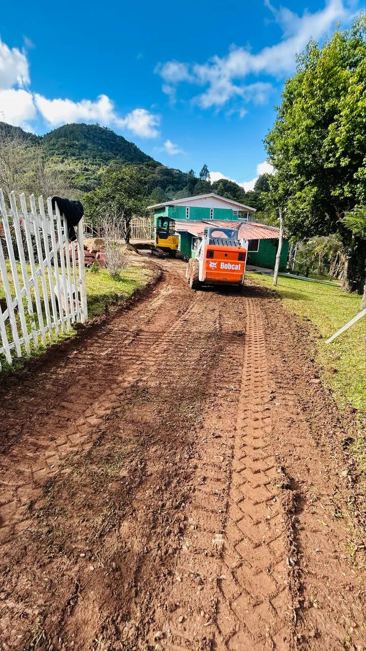 Serviço de Mini Escavadeira  - Foto 2