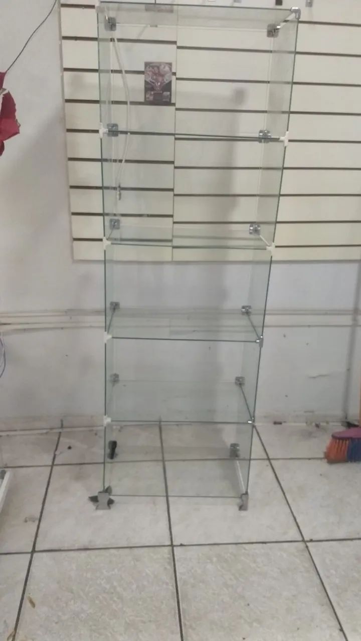 Vitrine de Vidro com 5 Nichos -  - Foto 2