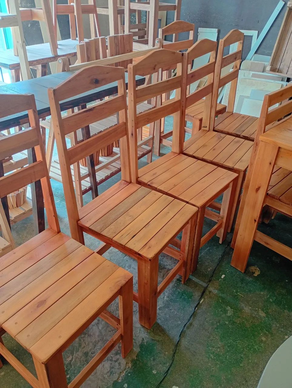 Vendo cadeiras de jantar com mesas ou avulsa  - Foto 2
