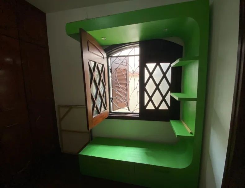 Expositor vitrine infantil 