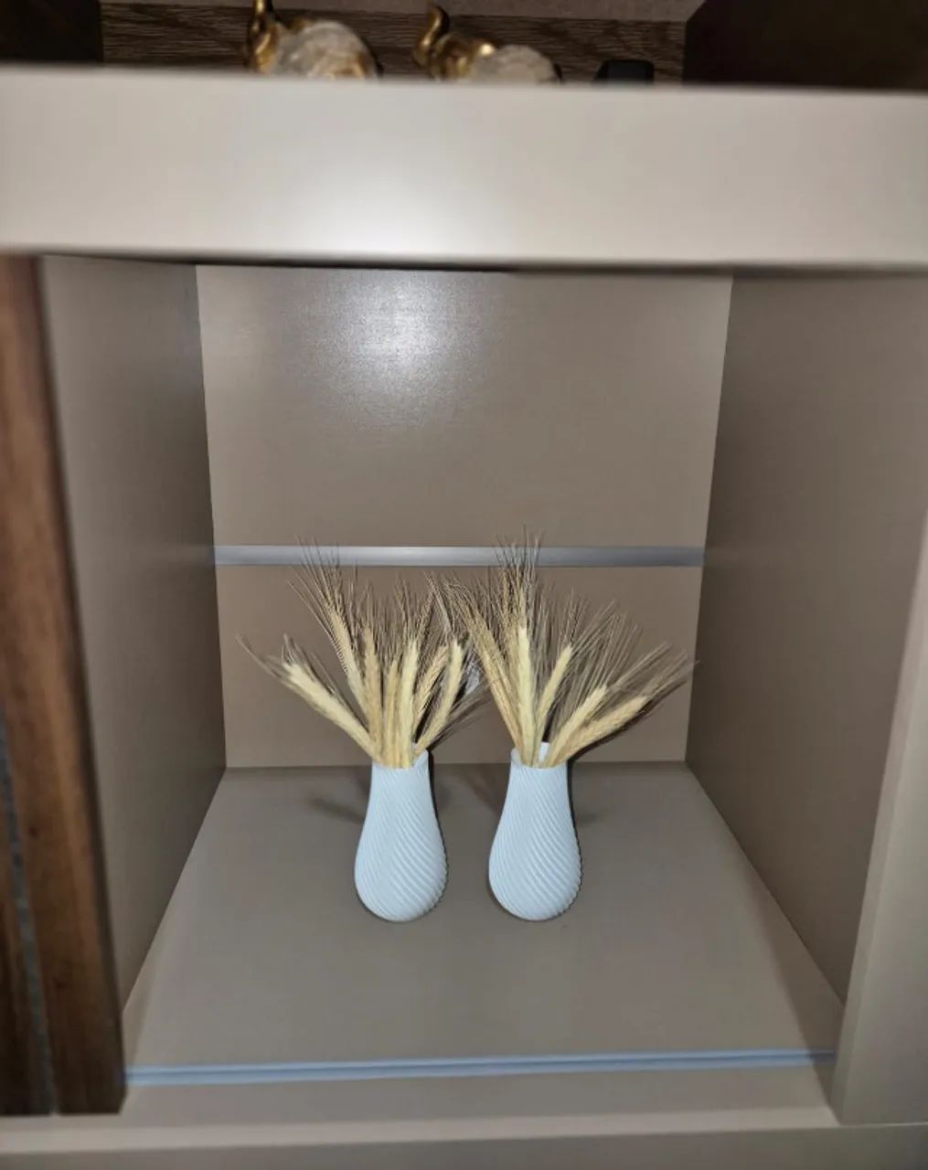 2 vasos pequenos em plástico ABS brancos novos - Foto 2