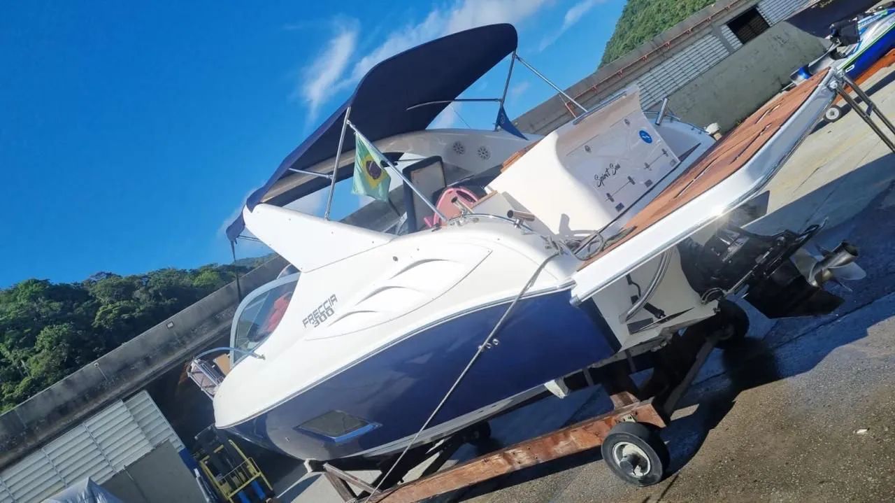 Lancha 2021 Frescia 30 Pés * Revisada* Oportunidade  - Foto 10