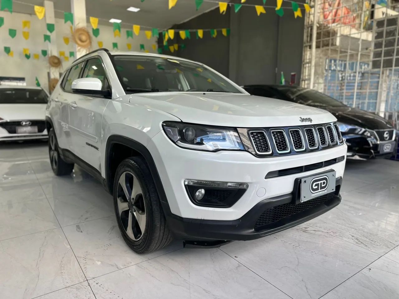 Jeep Compass Longitude 2.0 4X2 Flex 16V Aut. 2017 - Foto 2