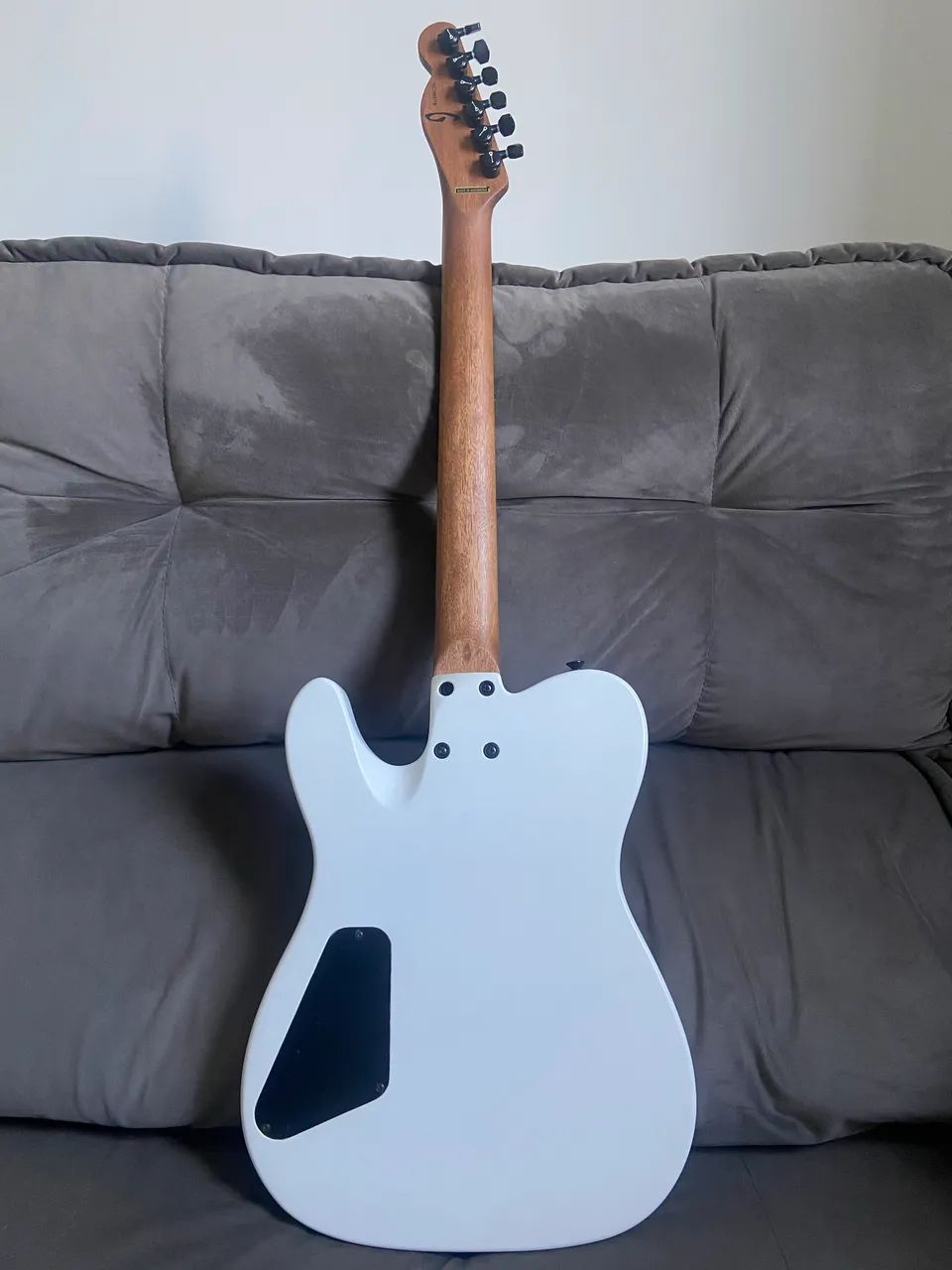 Guitarra Charvel Joe Duplantier Signature (Gojira) - Foto 2