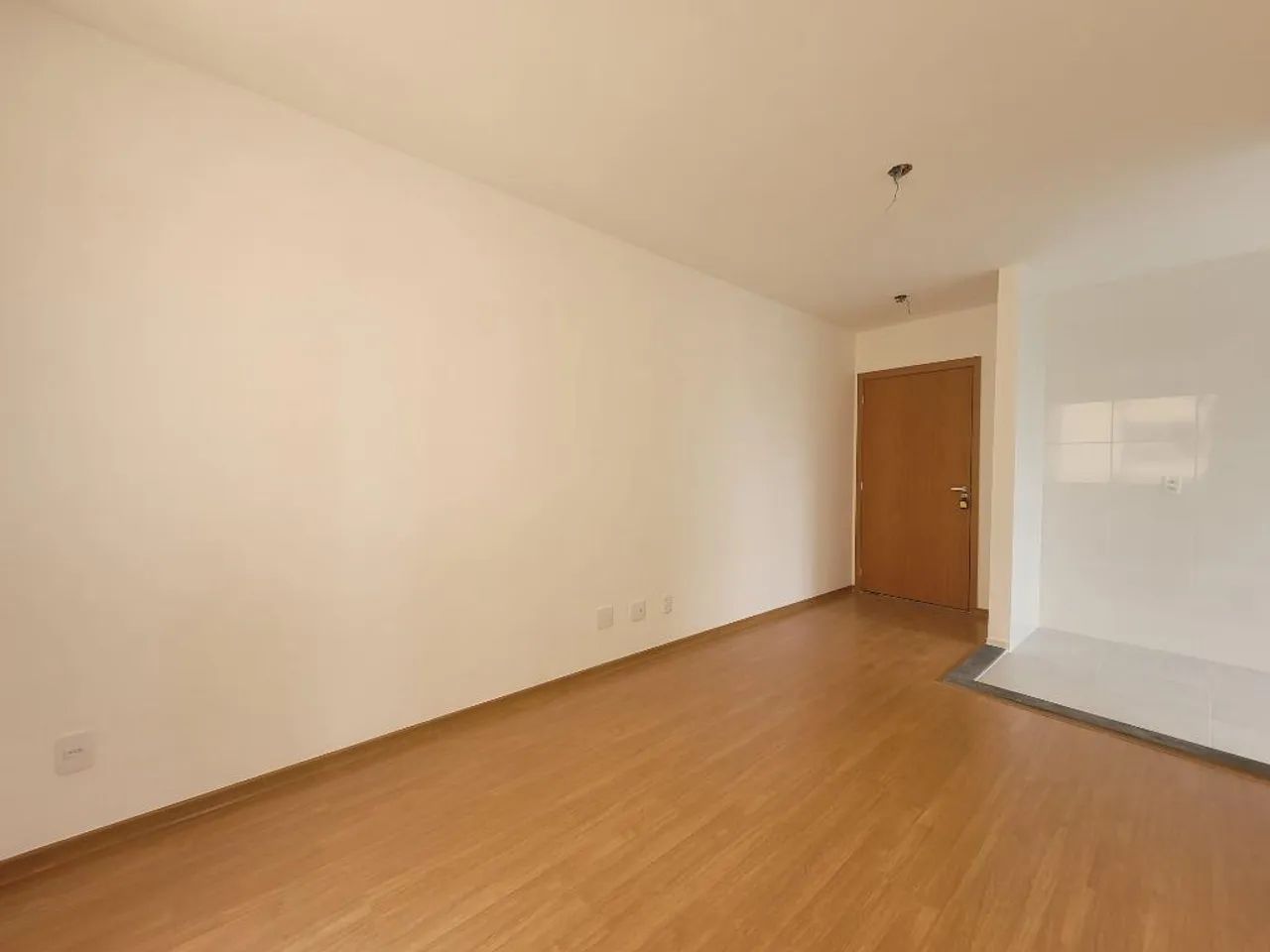 Apartamento à venda em Maringá, Jardim Alvorada, com 2 quartos, com 53 m² - Foto 2