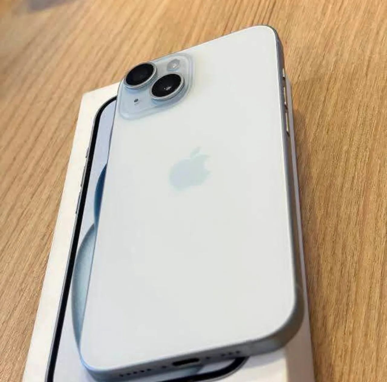 iPhone 15 128gb