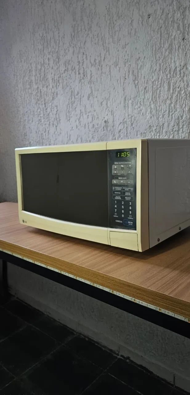MICRO-ONDAS LG 23 LITROS - Foto 2