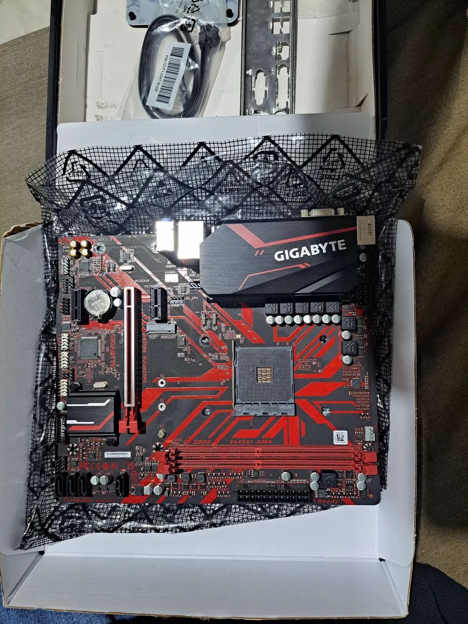 B450M GAMING GIGABYTE AM4 - Foto 2
