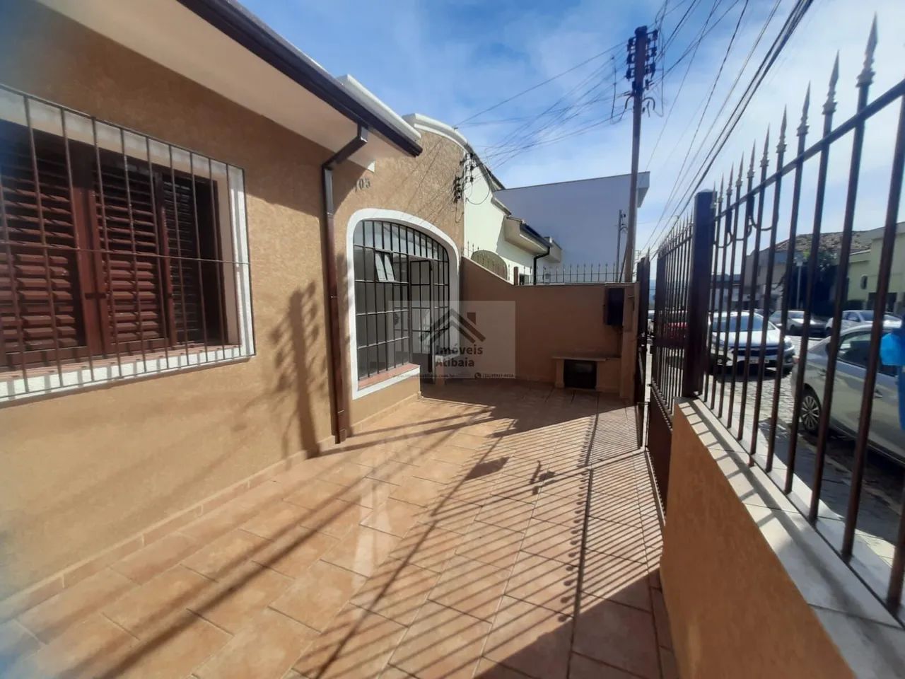 Aluga Casa Térrea - Centro de Atibaia - Foto 2