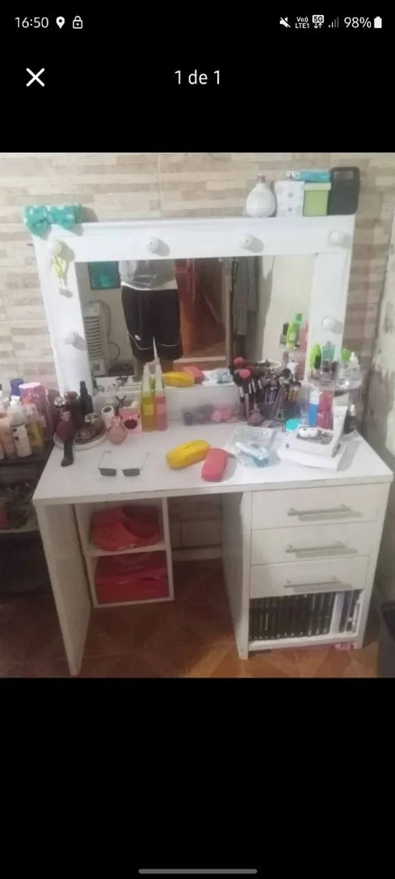 PENTEADEIRA OU ESCRIVANINHA 