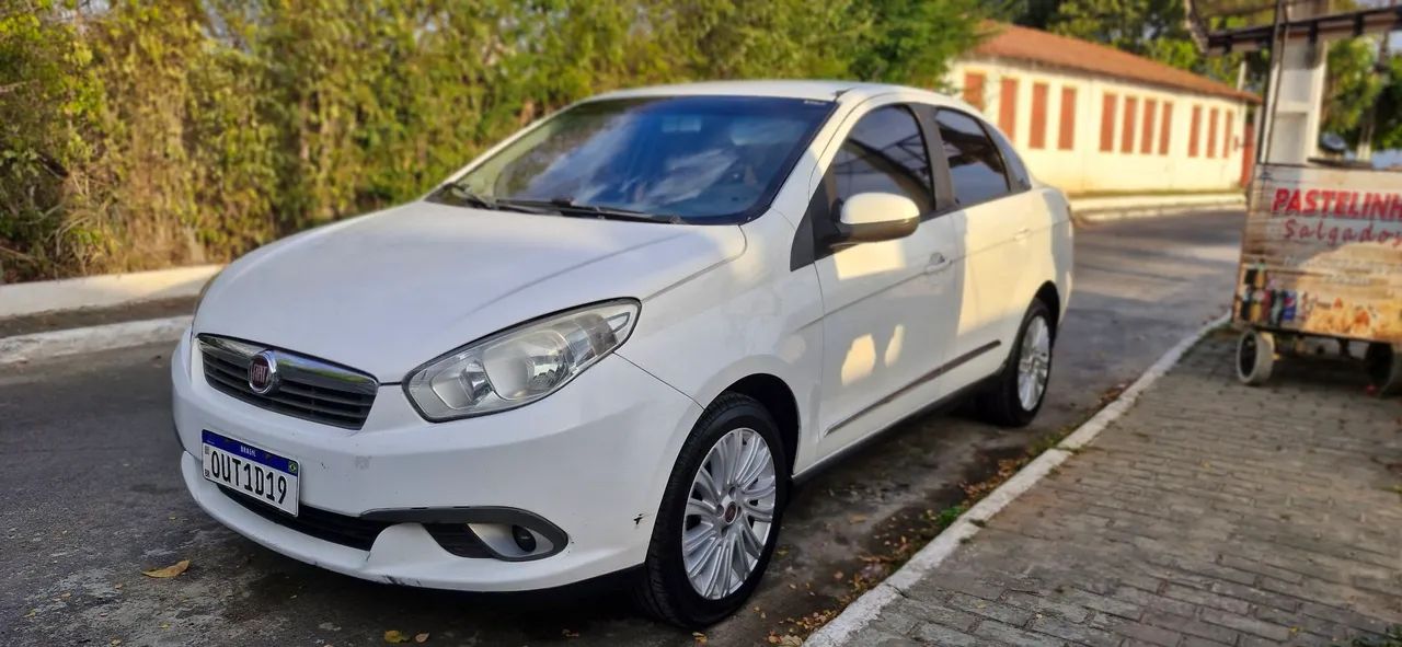 Fiat Grand Siena ESSENCE 1.6 FLEX 16V 2014