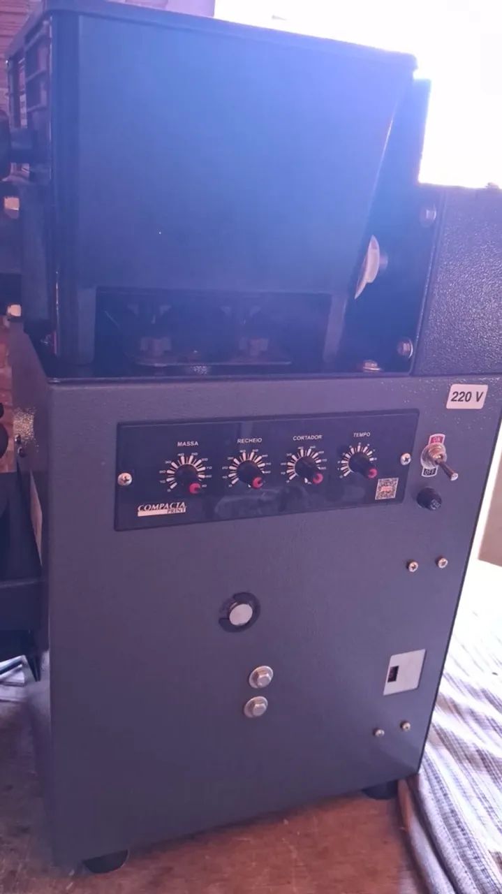 MÁQUINA DE SALGADO POP 4.0 
