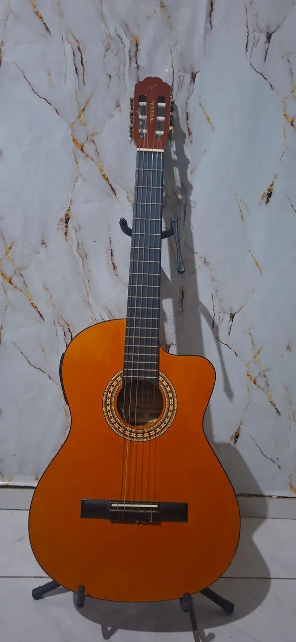Lindo violão eletrico vooga
