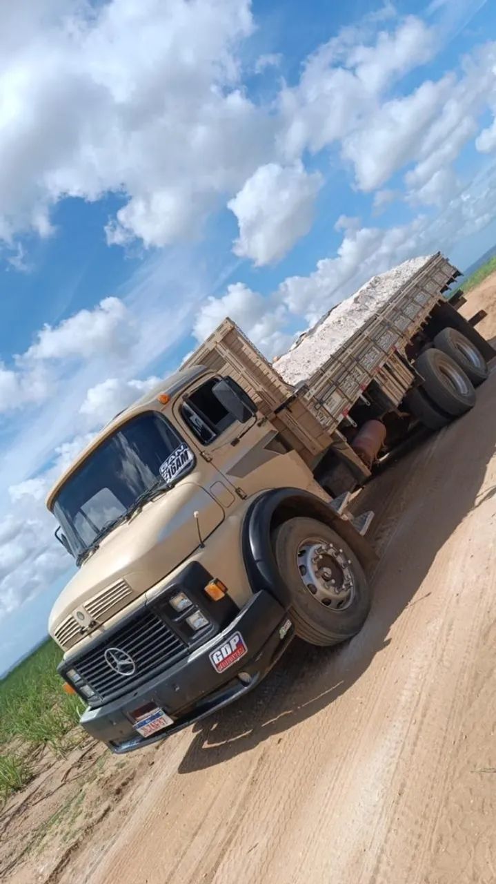 MERCEDES 1317