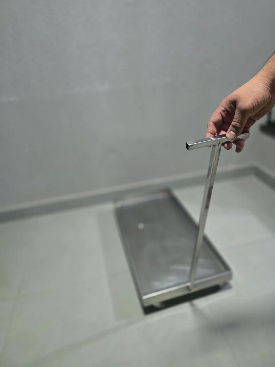 Carrinho de Inox Industrial com Rodas Reforçado 82x41 cm - Foto 5