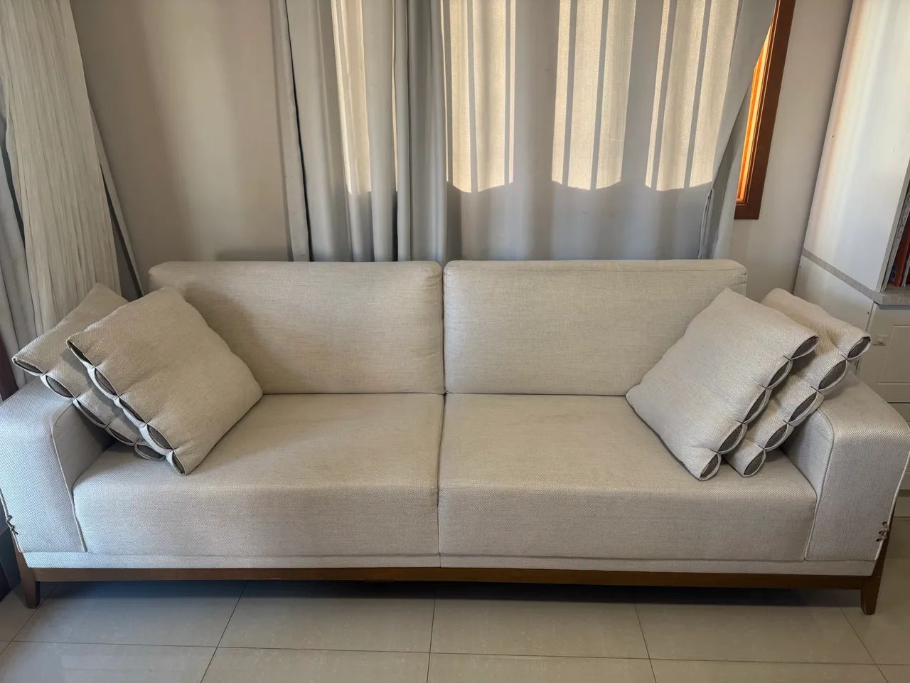 Vendo Sofá 4 lugares com dois módulos  - Foto 3