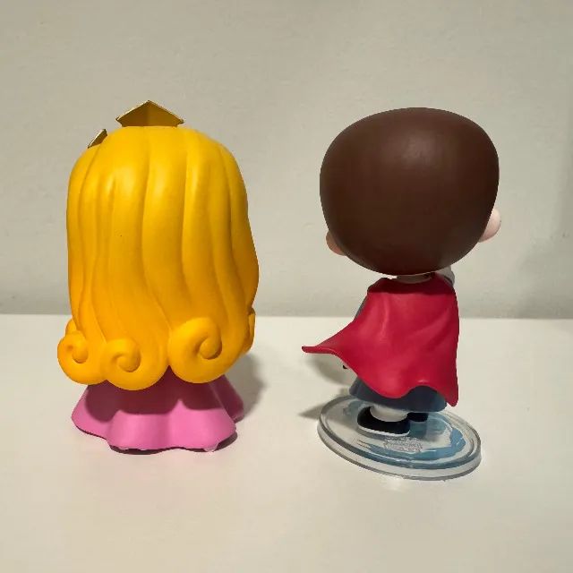 Pop Mart Disney - Aurora & Príncipe Phillip (A Bela Adormecida) - Foto 2