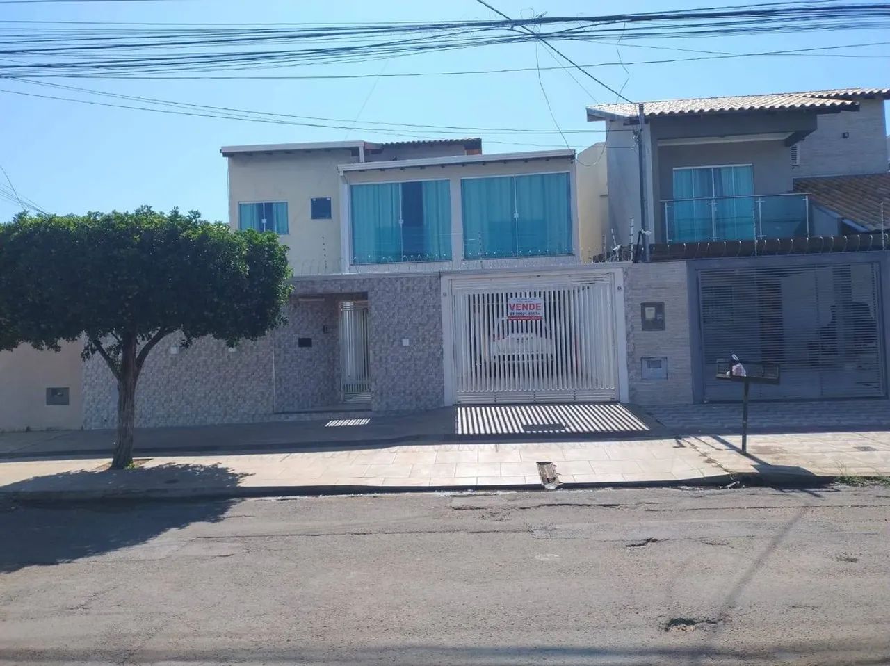 SOBRADO DE 3 QUARTOS SENDO 1 SUÍTE JARDIM PANAMÁ