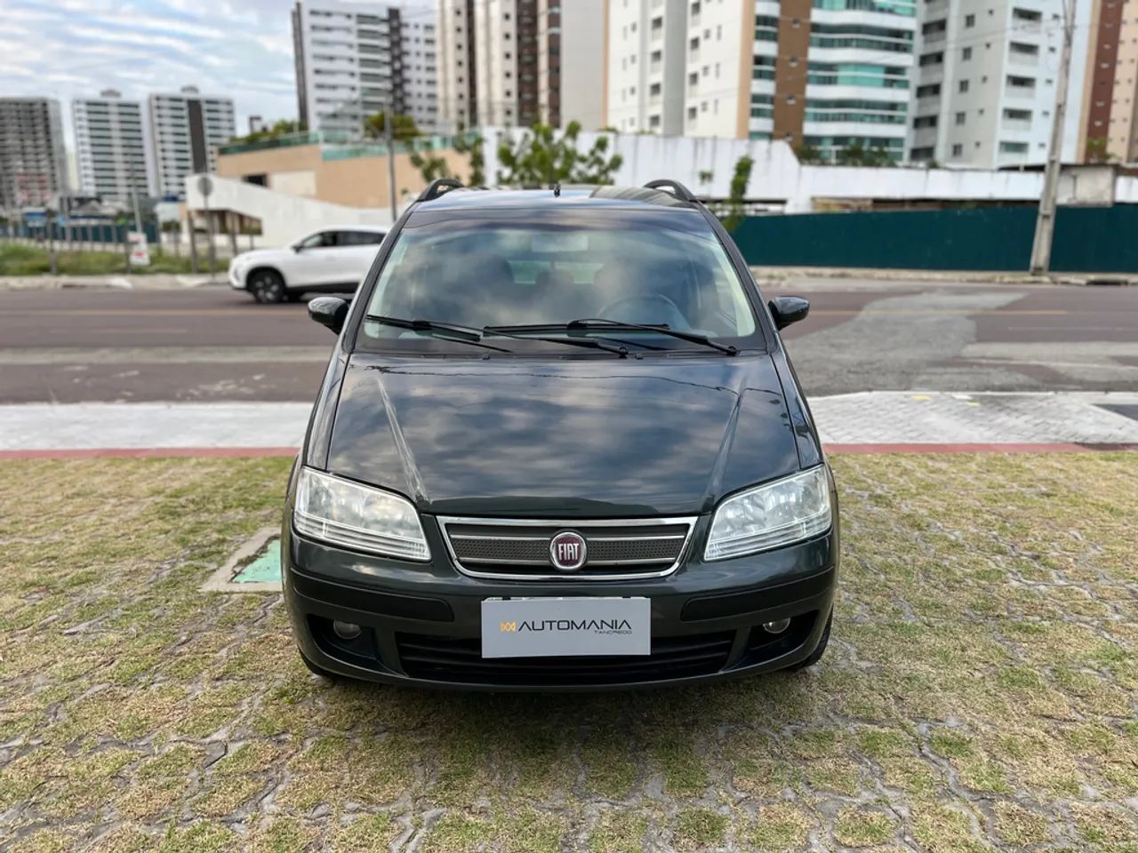 Fiat Idea ELX 1.4 MPI Fire Flex 8V 5P 2009 - Foto 2