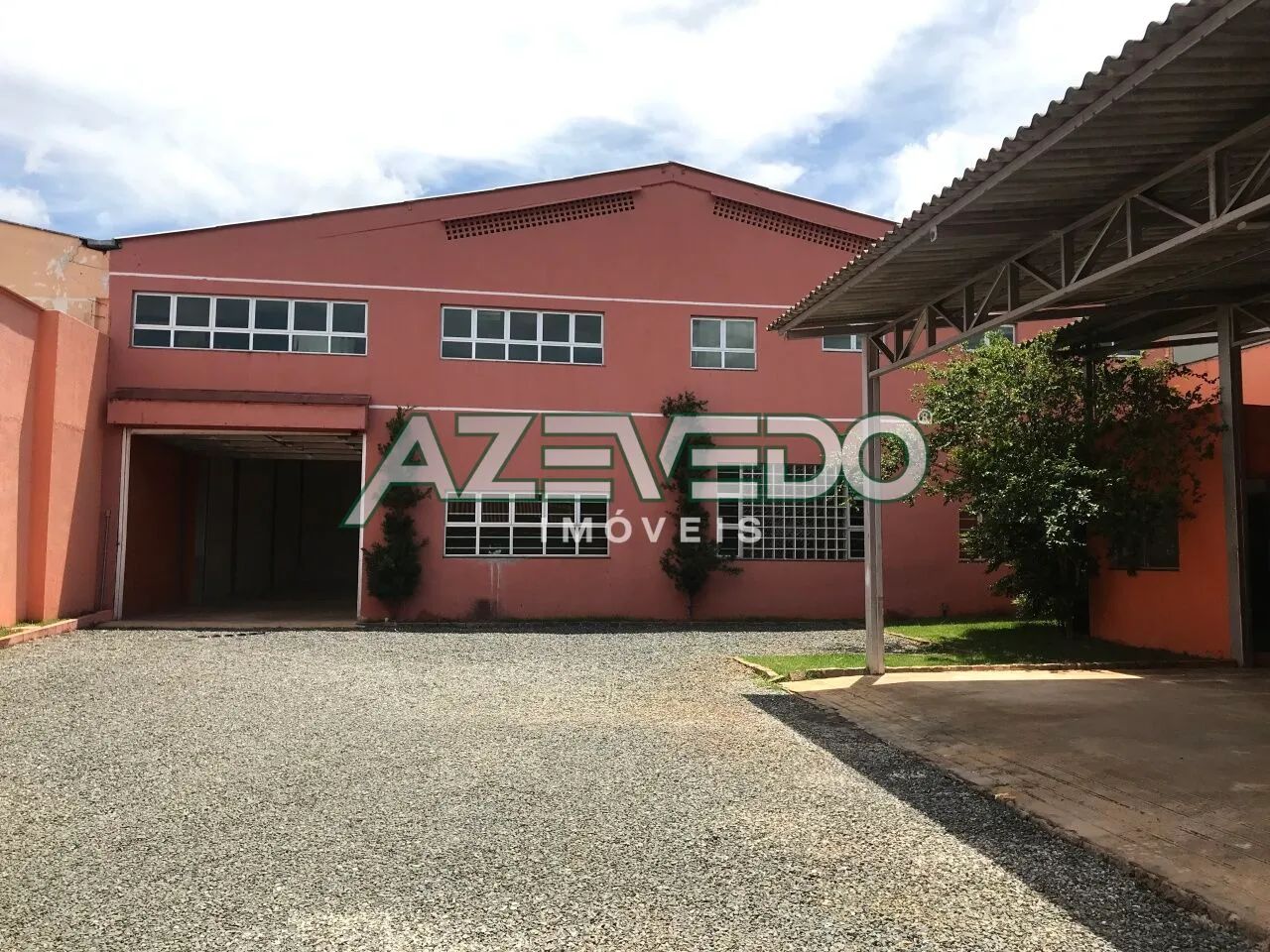 EXCELENTE GALPÃO NO SETOR INDUSTRIAL NO (PARANOÁ - BRASÍLIA/DF)
