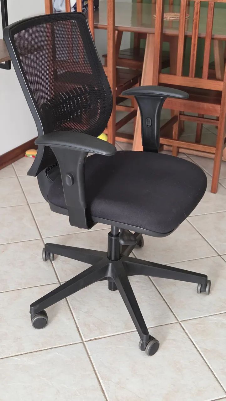 Cadeira flexform Uni