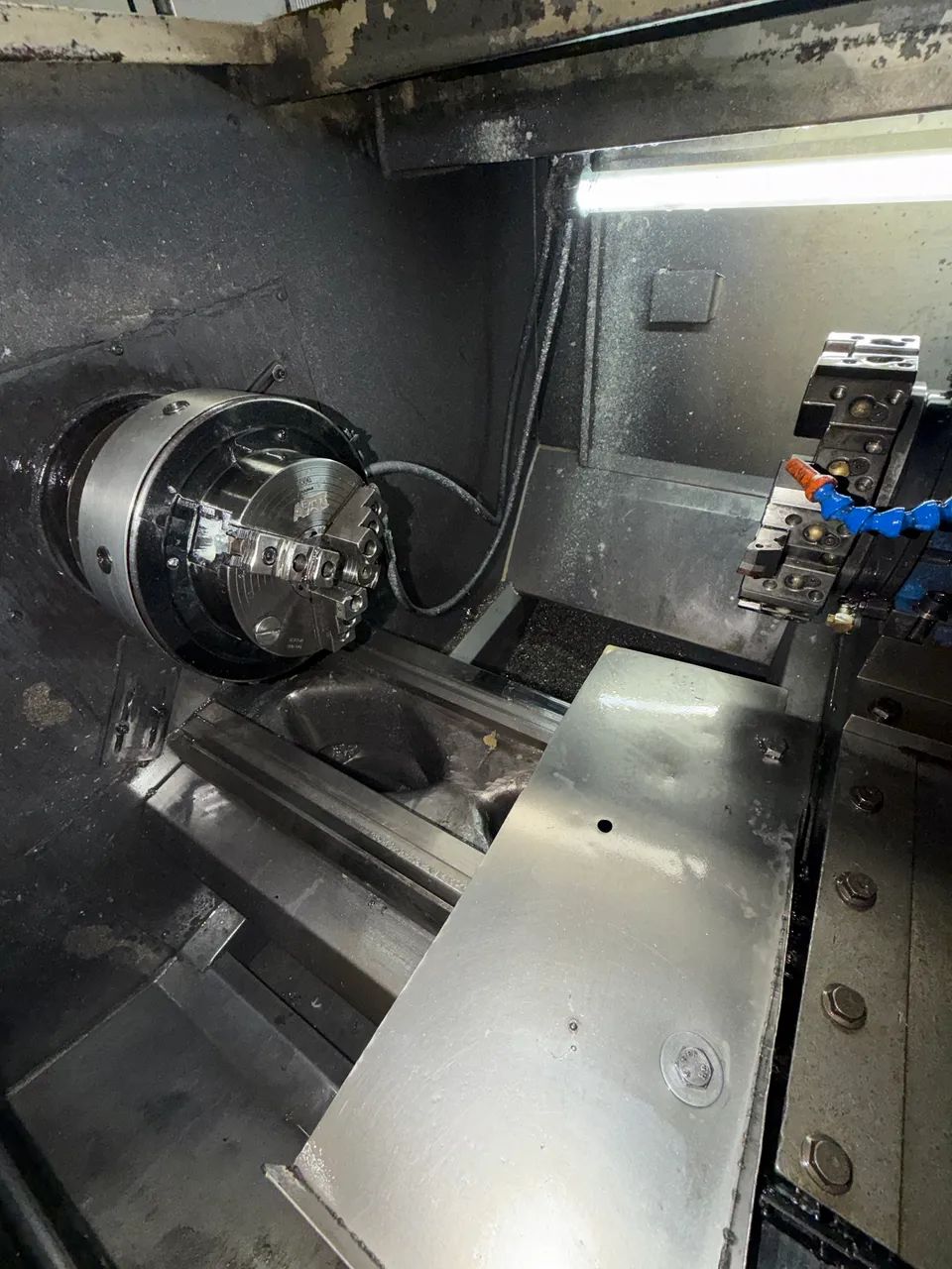 Torno CNC NARDINI