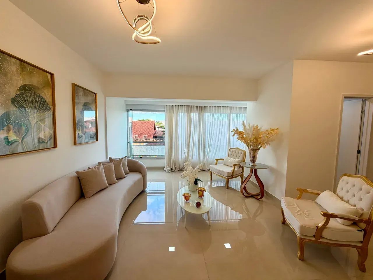 Edf. Magnum 3 suites, 180m